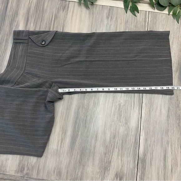 2 Piece Suit Single Breasted Blazer with Culottes Grey Pinstripe Size 9 - Picture 16 of 16